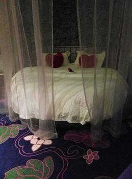 Miaozu Buyi Hotel Fenghuang Eksteriør billede